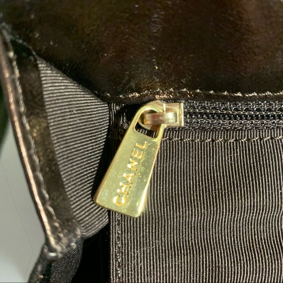 authentic CHANEL metalic copper calfskin crossbody bag $2800 - Picture 7 of 14